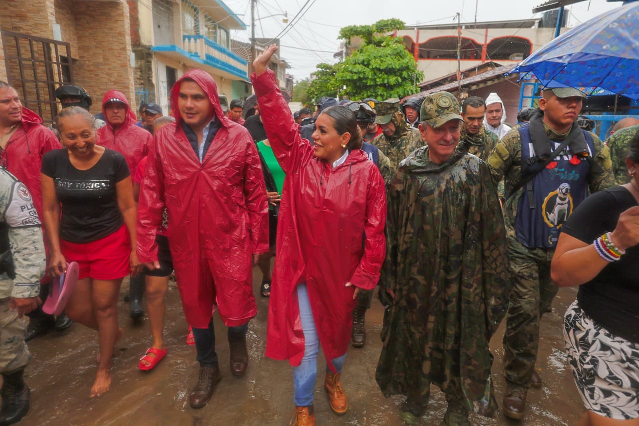 Recorren Evelyn Salgado Y El Secretario De Marina Rafael Ojeda La Zona