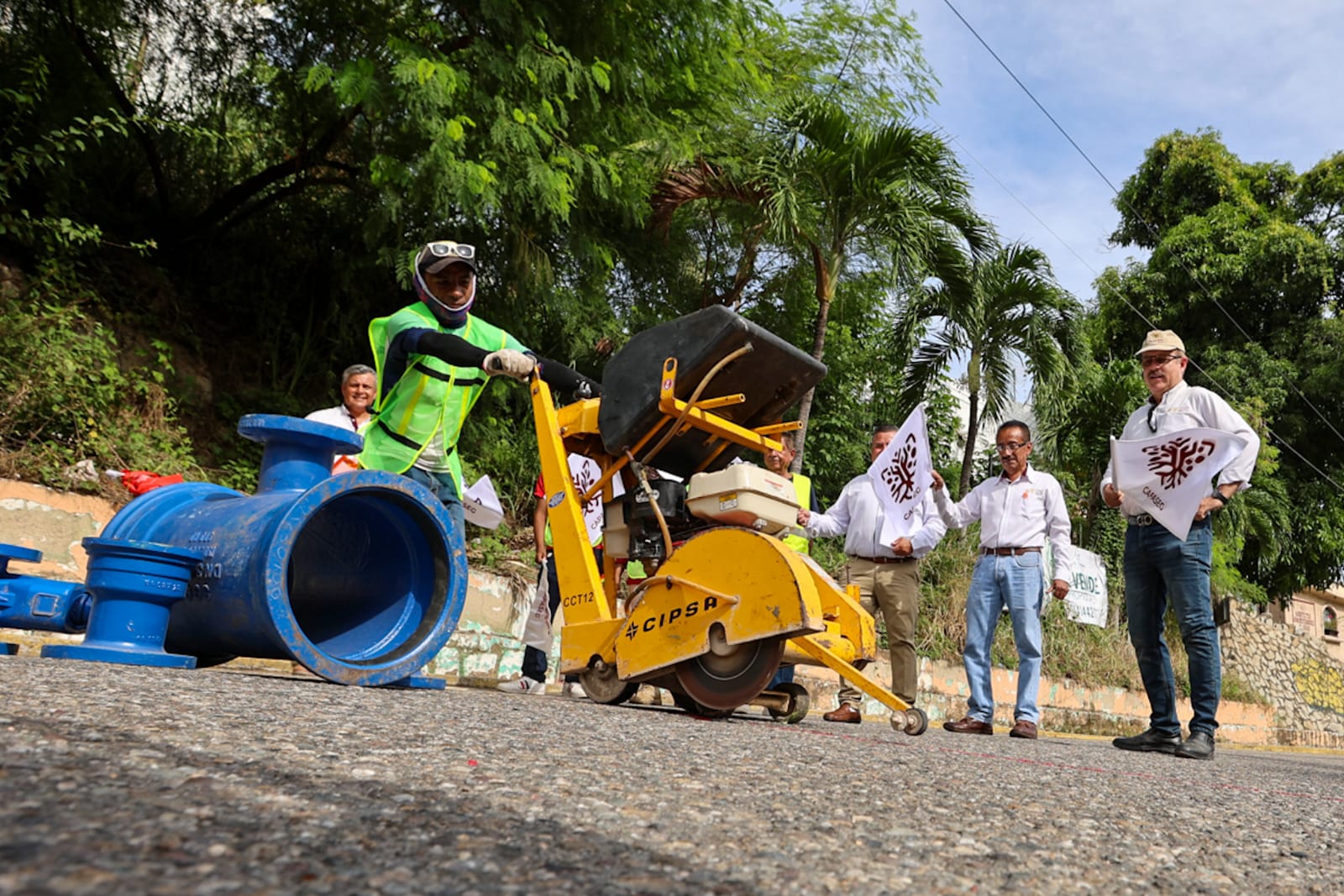 Inicia Gobierno del estado rehabilitación de la línea de distribución