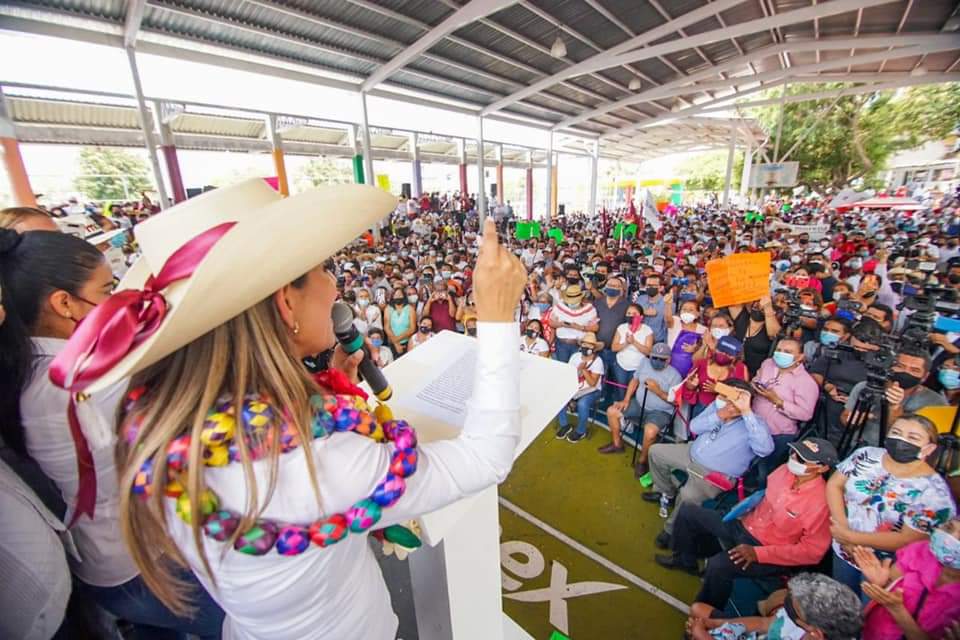 Con minuto de silencio a víctimas del desplome del Metro en la Ciudad de México, arranca campaña Evelyn Salgado