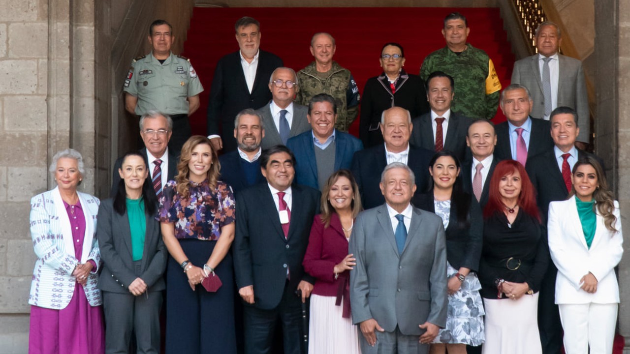 López Obrador y Gabinete de Seguridad definen acciones en la materia con 16 gobernadoras y gobernadores electos