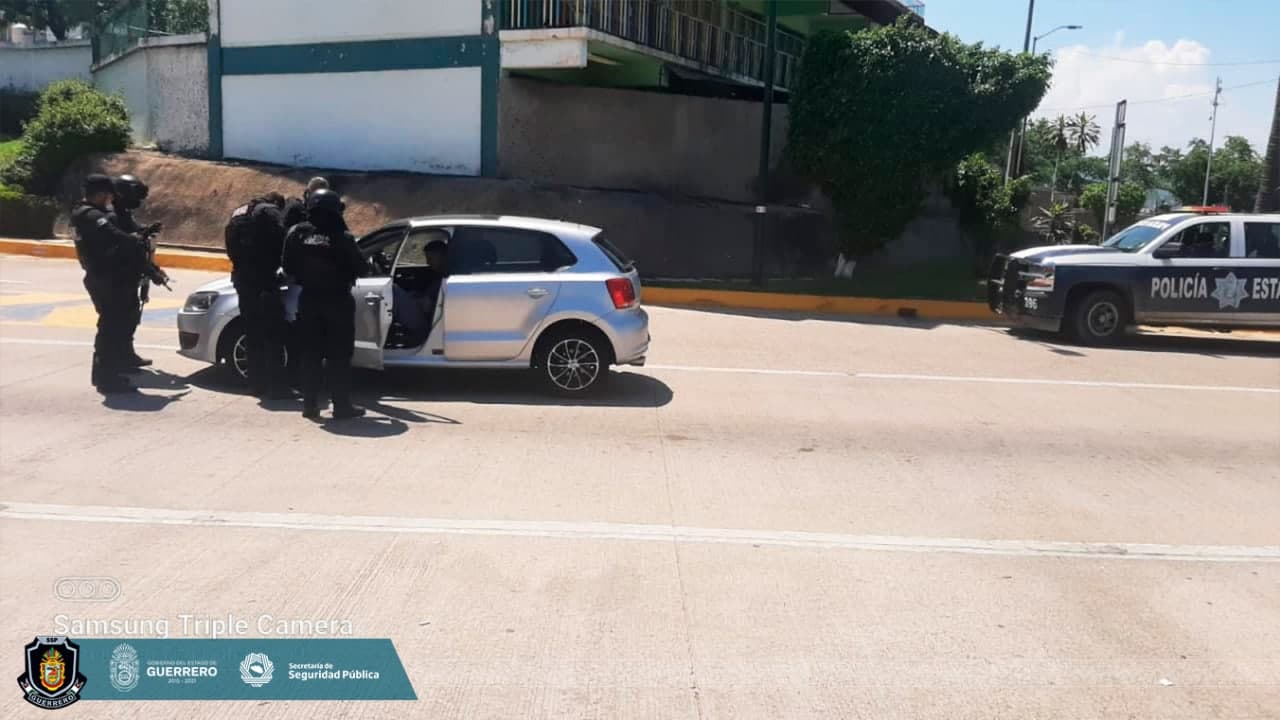 Recupera la Policía Estatal un vehículo con reporte de robo en Acapulco