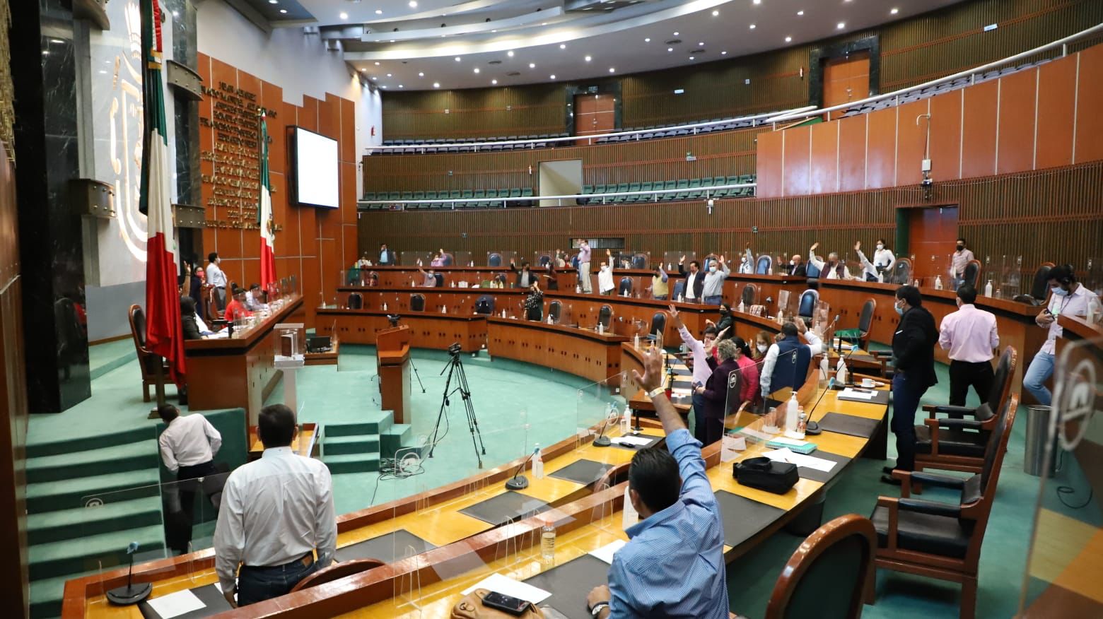 Congreso de Guerrero aprueba sancionar a quien abandone a una mujer embarazada