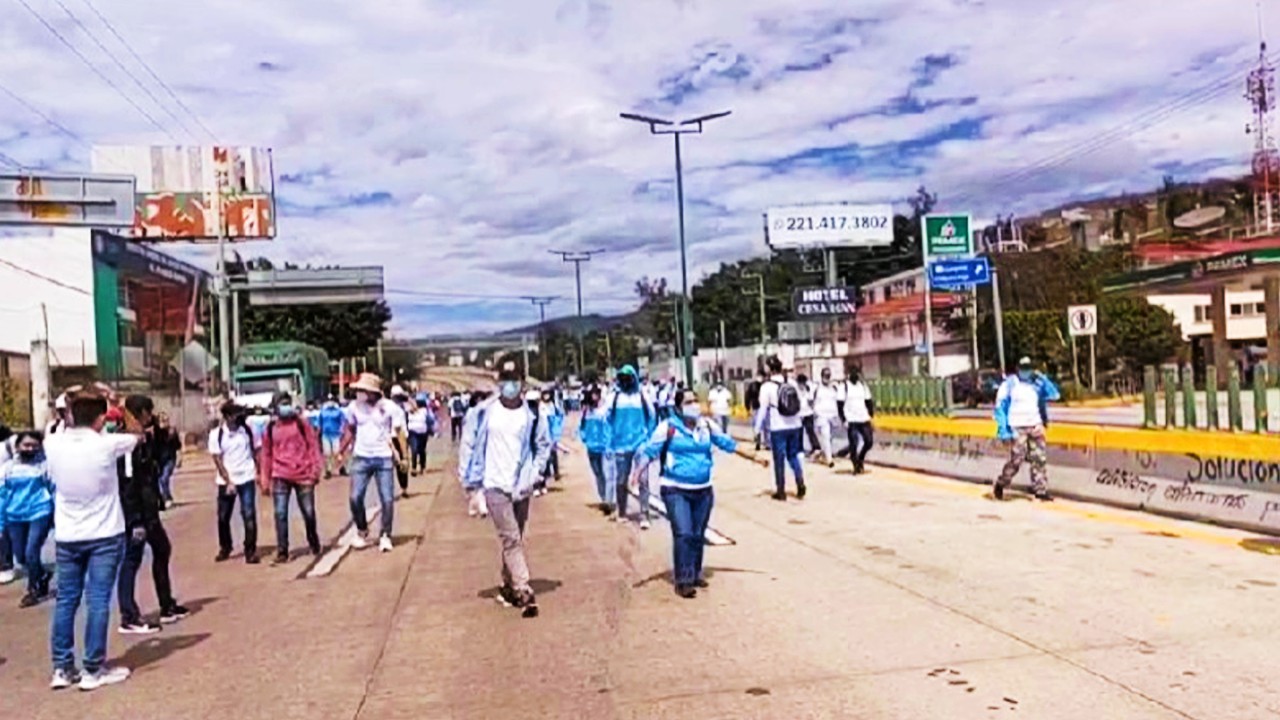 «Blindan» a la Autopista del Sol para evitar bloqueos