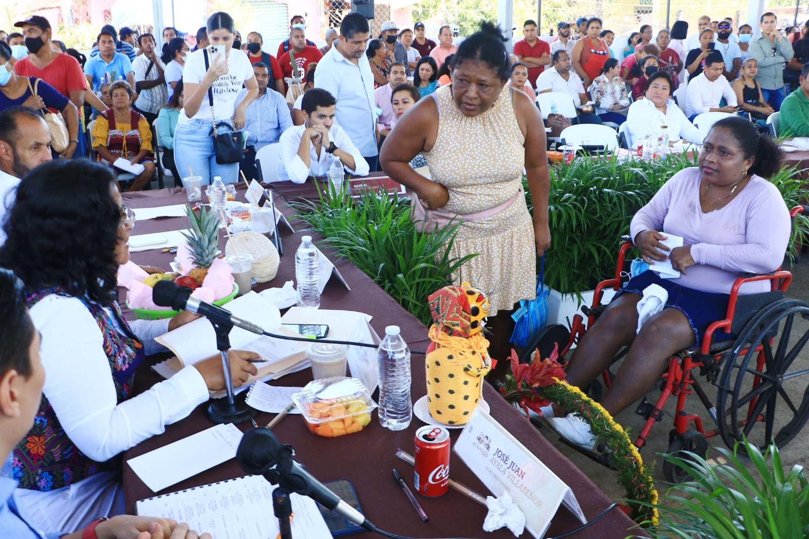 Encabeza Abelina López Cabildo abierto en La Poza