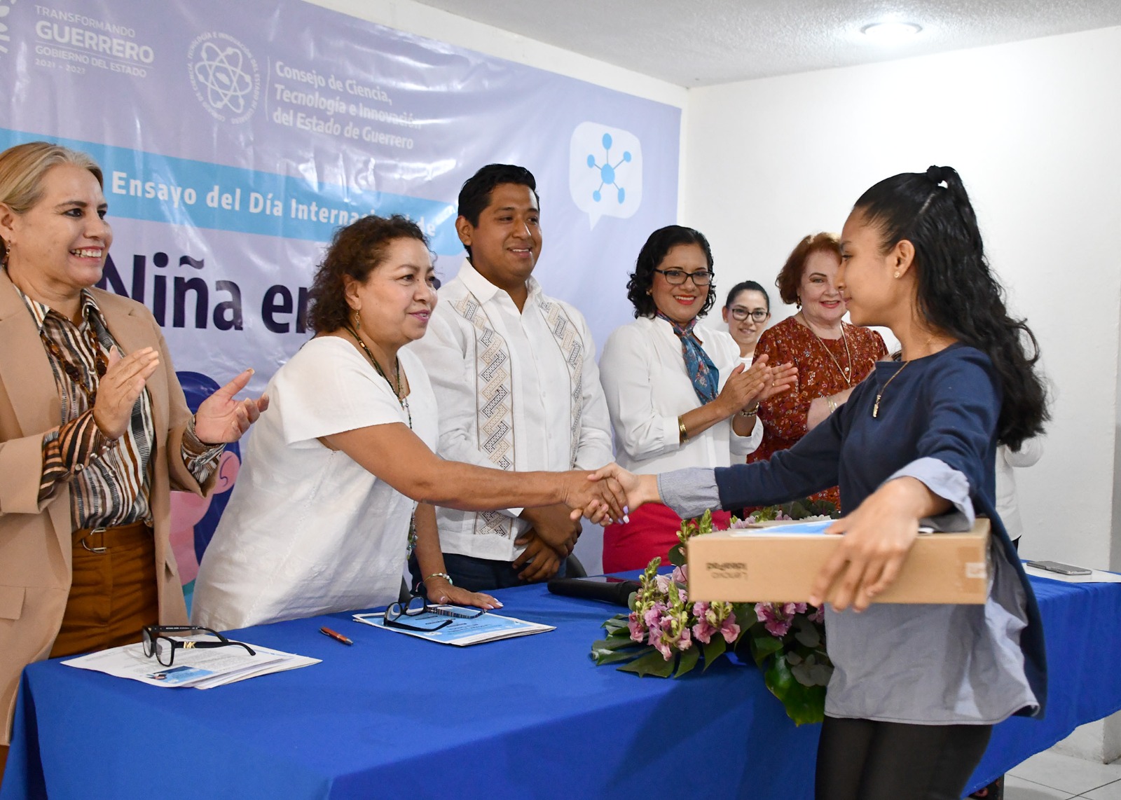 Premian a ganadores del segundo concurso Estatal de ensayo por el Día Internacional de la Mujer y la Niña en la Ciencia