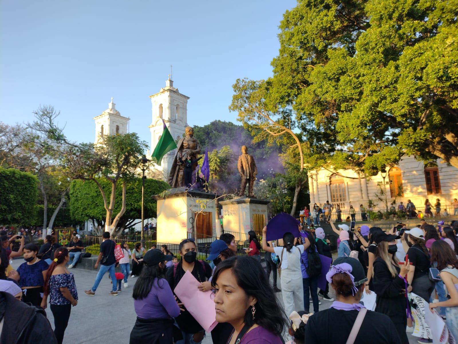 #8M | Marchan mujeres en Chilpancingo contra los feminicidios y desapariciones de sus pares