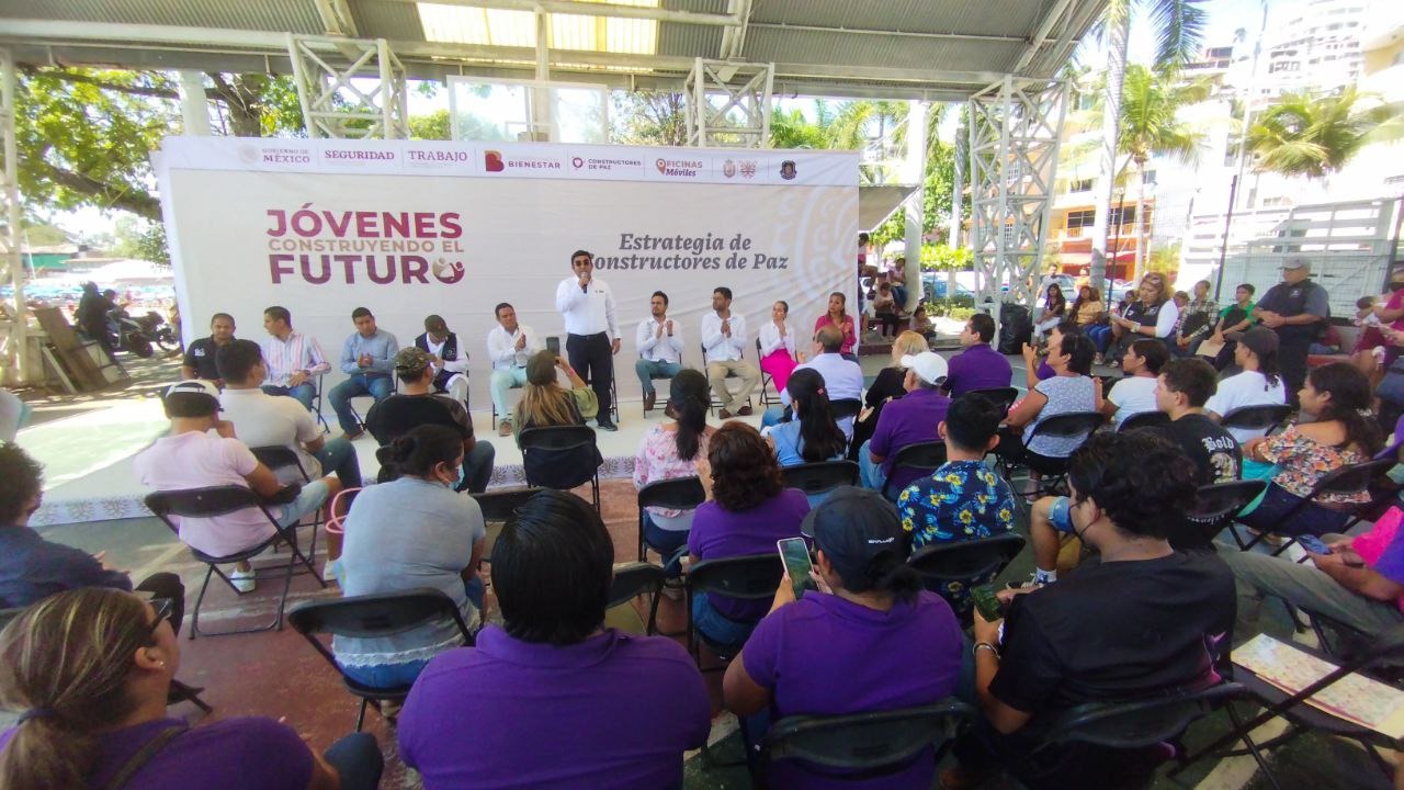 Participa el secretario de Seguridad Pública de Guerrero, Evelio Méndez Gómez en clausura de la Estrategia Constructores de Paz