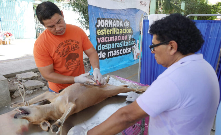 Lleva Abelina López Rodríguez campaña de esterilización a Renacimiento