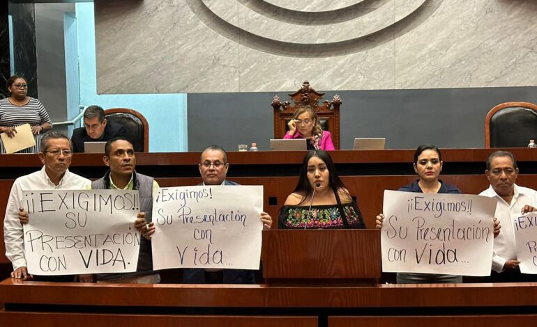 Grupo Parlamentario del PRD en el Congreso de Guerrero demanda la localización y presentación con vida de los 7 jóvenes desaparecidos