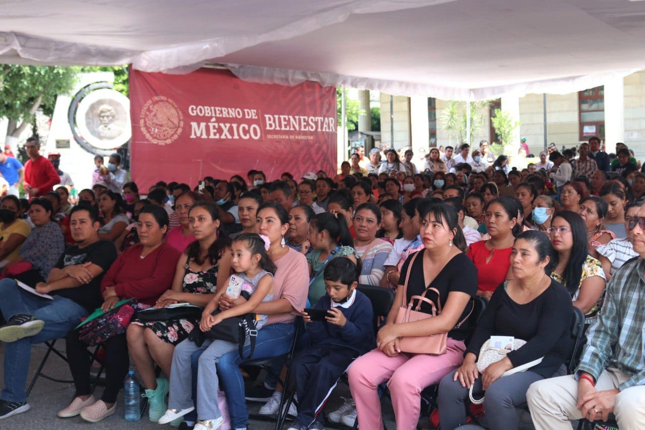 En Guerrero el programa «La Escuela es Nuestra» será universal para escuelas públicas en los planteles de educación básica: Iván Hernández