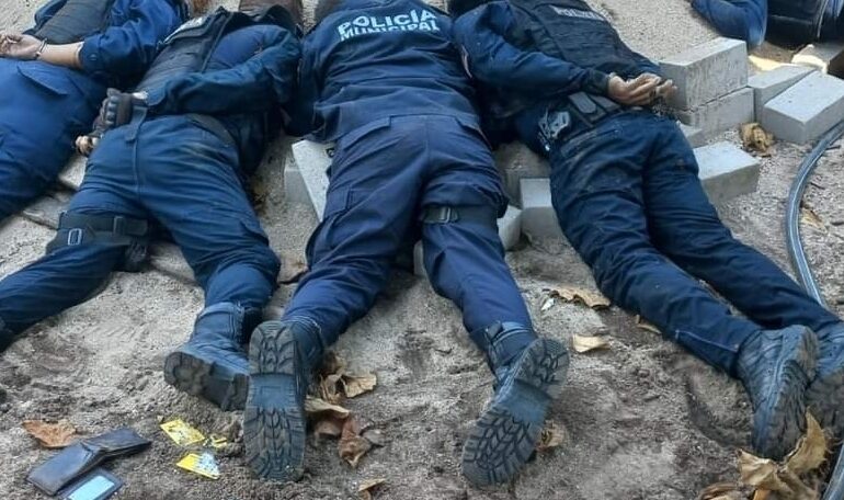 Confirma Fiscalía de Guerrero 13 homicidios y dos heridos en ataque a policías municipales de Coyuca de Benítez