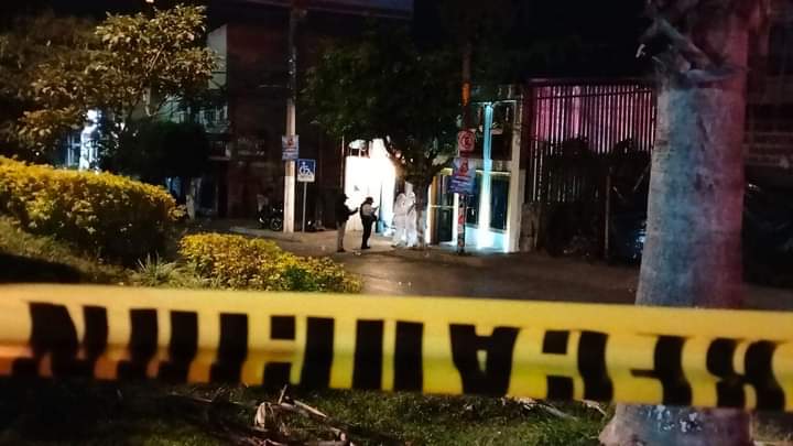 Pugna entre Los Tlacos y Los Ardillos deja tres muertos en ataque a un bar y un herido