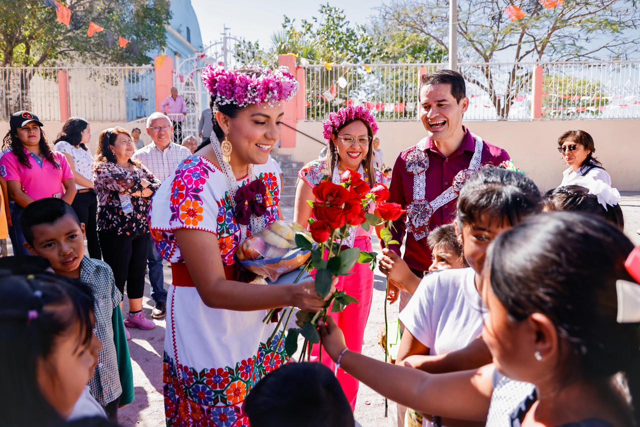 Llega «La Gira del Juguete 2024» a la comunidad de Tuliman en el municipio de Huitzuco.