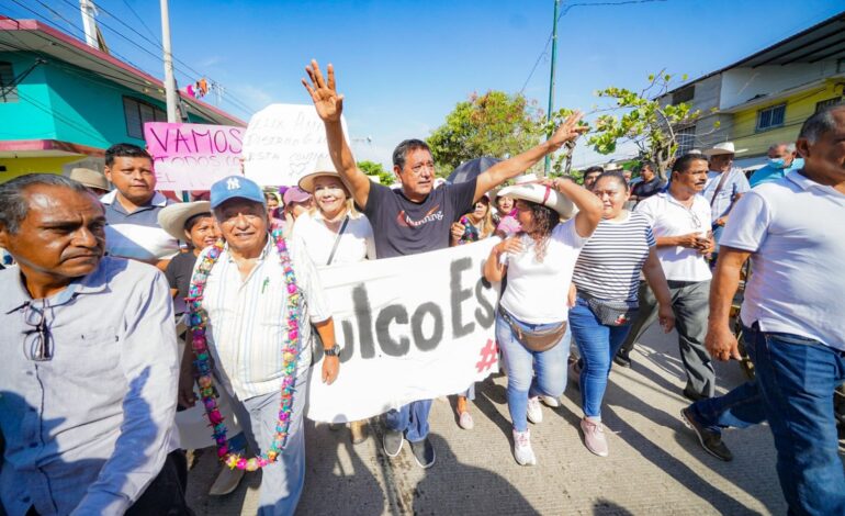 Respalda Ciudad Renacimiento a Félix Salgado para continuar en el Senado