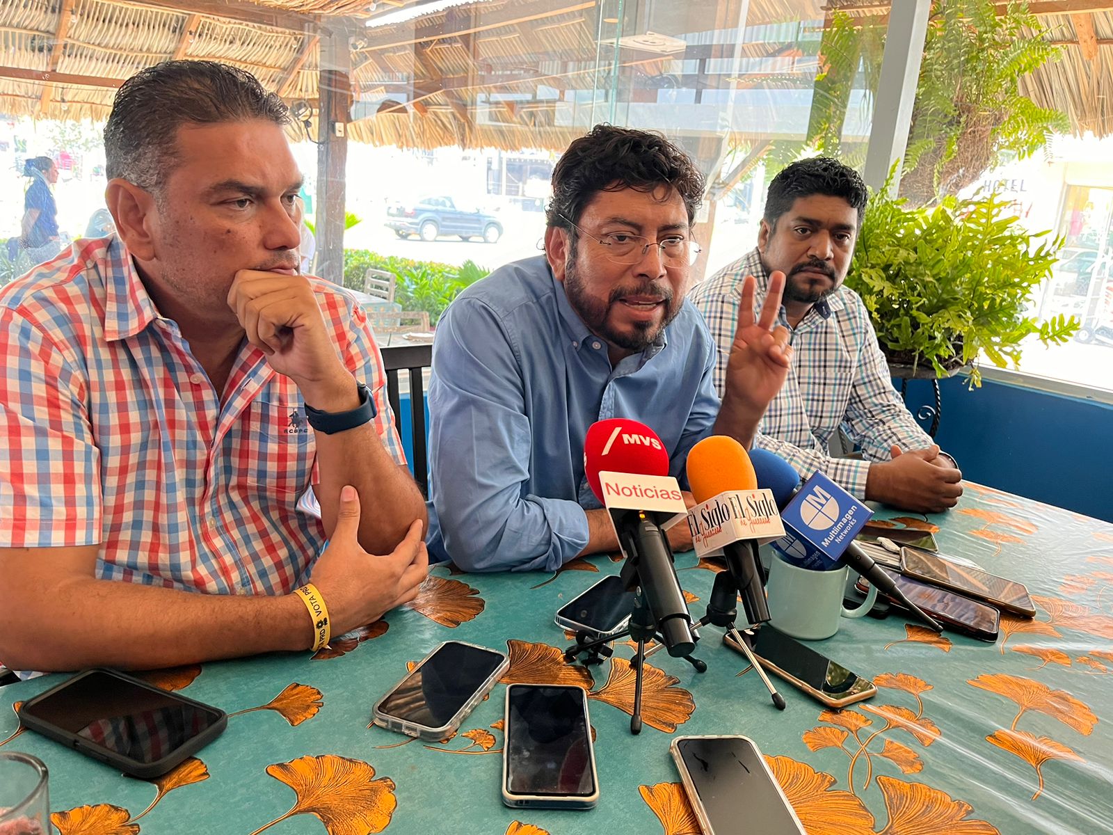 Denuncian integrantes de la alianza Fuerza y Corazón por Acapulco vacío de poder en el Ayuntamiento