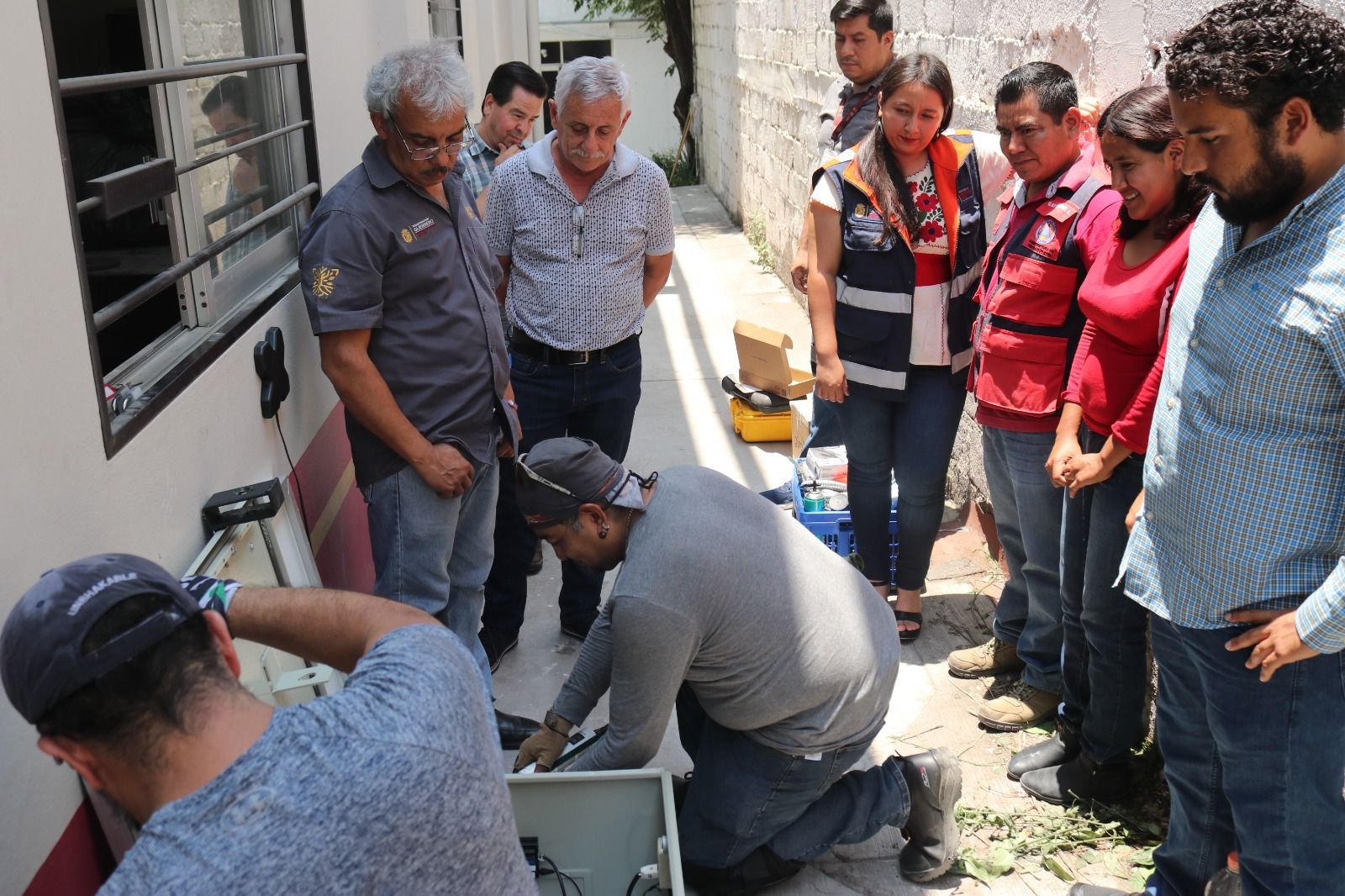 Gobierno del Estado apoya en la instalación de ocho nuevas estaciones sísmicas en Guerrero