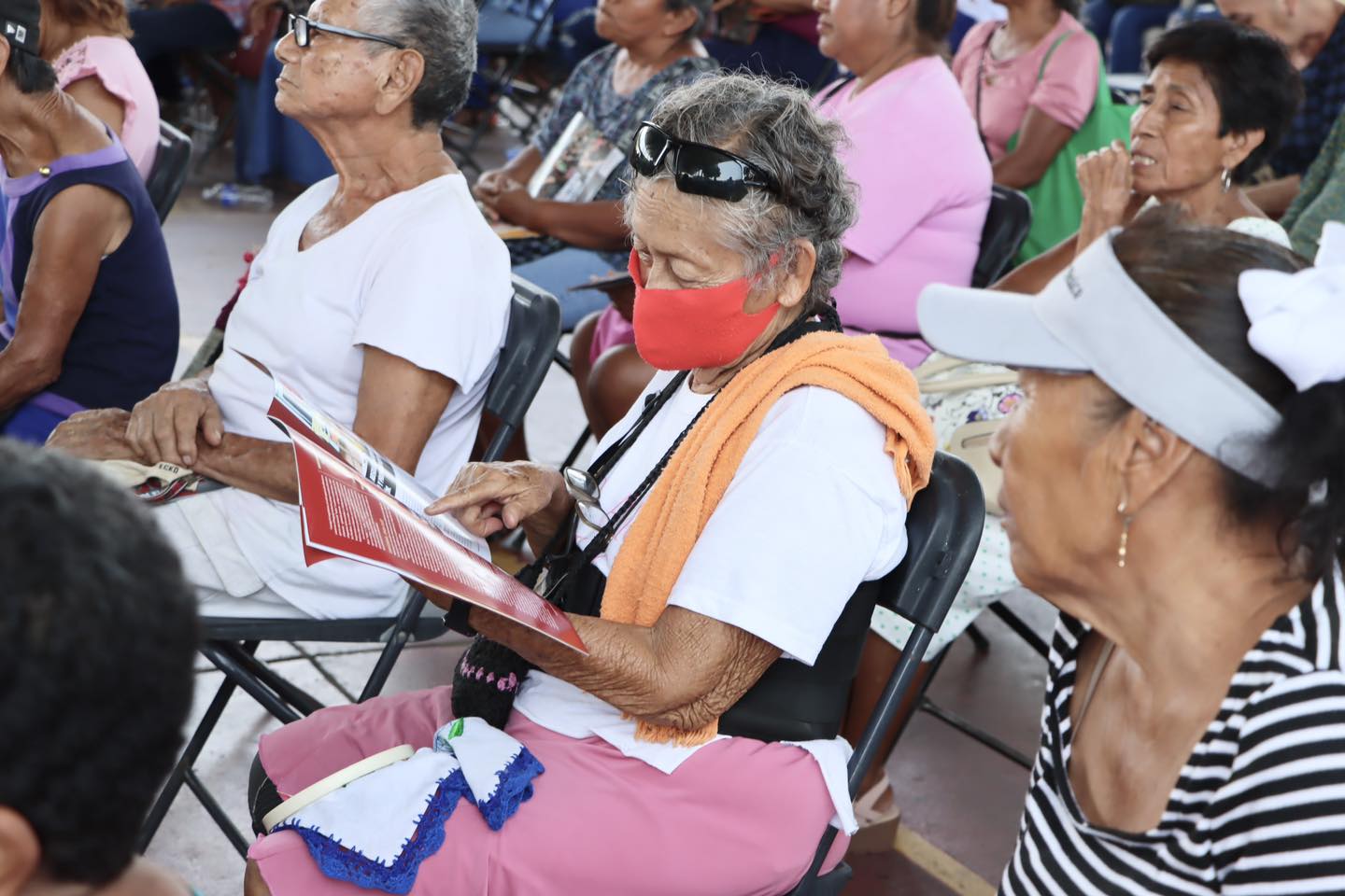 Efervescencia del triunfo de Morena eclipsa asamblea de informativa sobre la reforma energética