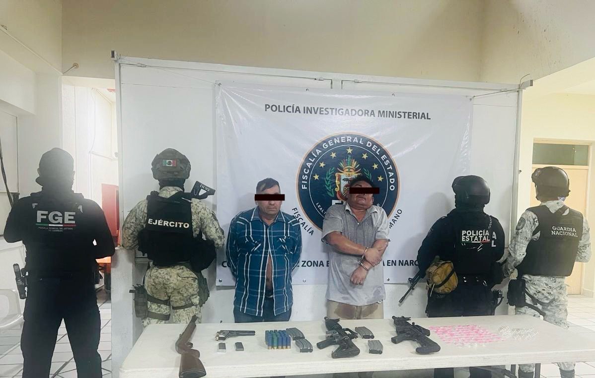 Detienen a dos hombres a quienes les decomisan armas de alto poder en Acapulco