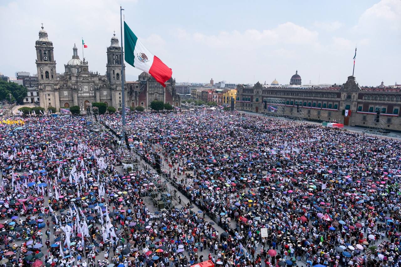 La gobernadora Evelyn Salgado acompañó al presidente Andrés Manuel López Obrador en su Sexto Informe de Gobierno