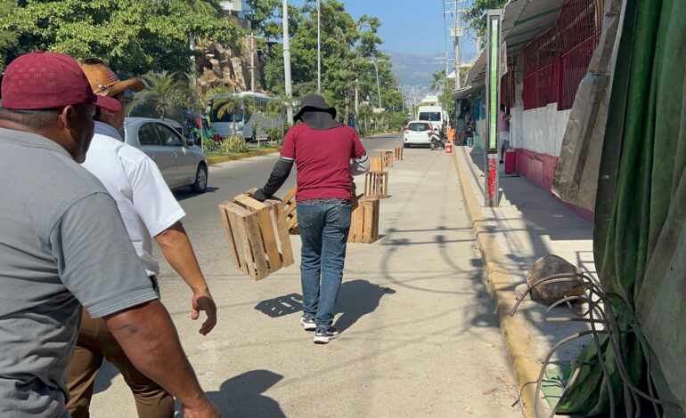 Retira Gobierno de Abelina López Rodríguez aparta espacios en franja turística