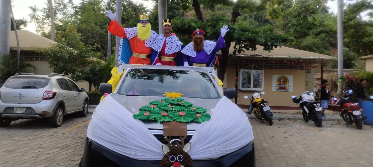 Gran éxito la Caravana de los Reyes Magos del Parque Papagayo