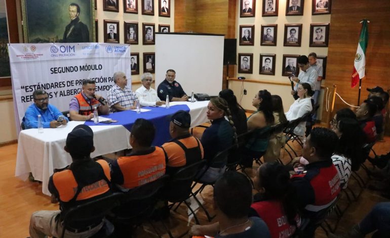 Gobierno del Estado de Guerrero y Organismos Internacionales capacitan a municipios en la atención de refugios temporales