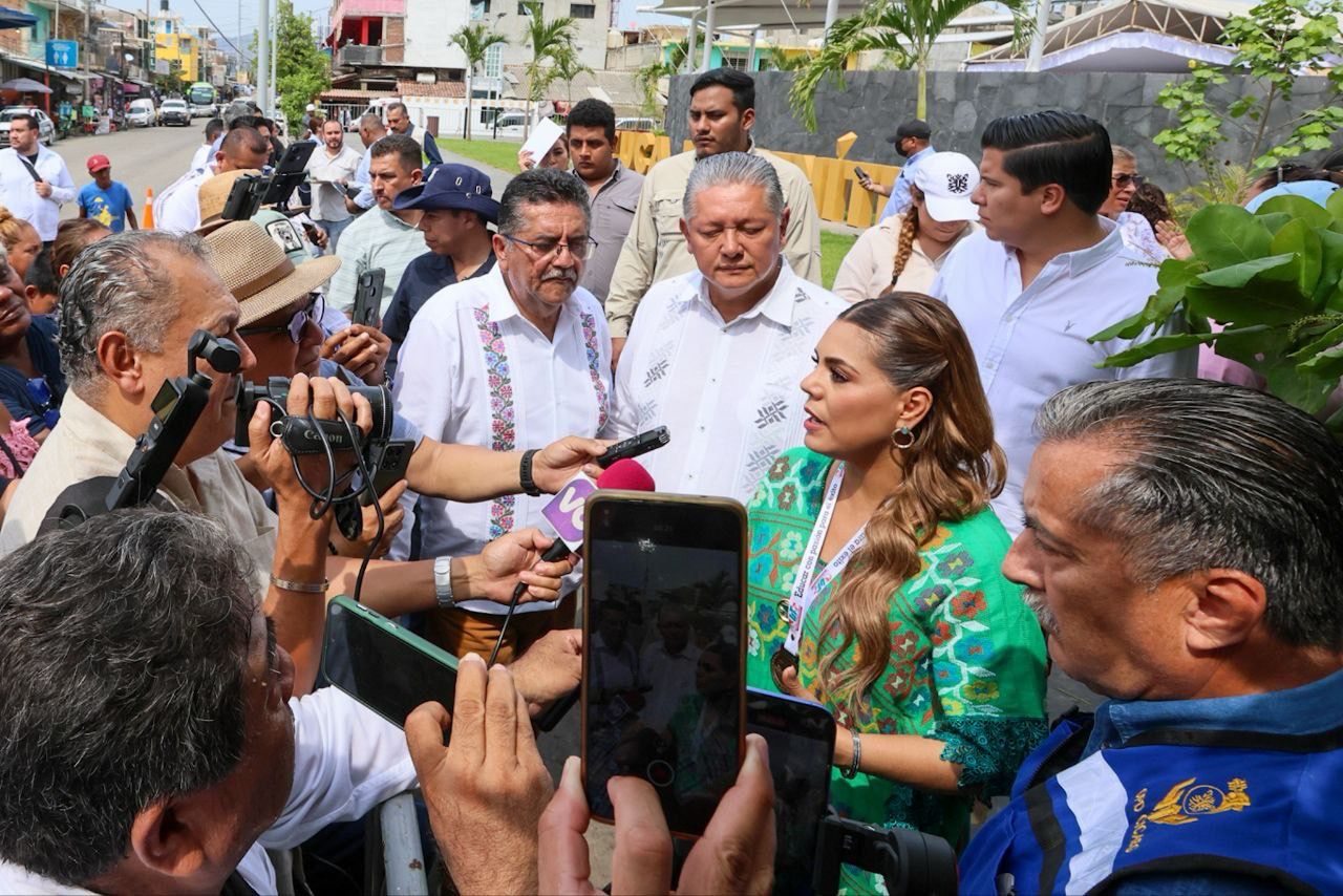 Gobierno federal reparará 63 puentes en Guerrero; se refuerza seguridad en hospitales: Evelyn Salgado