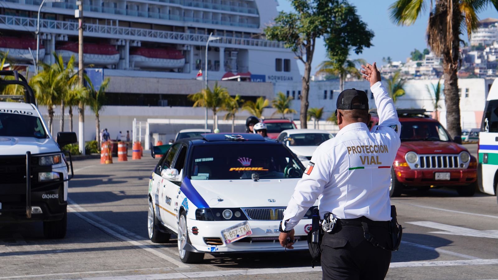 Refuerza Gobierno de Acapulco movilidad y seguridad en este fin semana largo